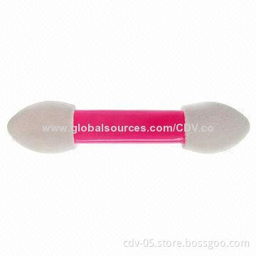 Changeable sponge applicator with latex-free sponge and plastic handle